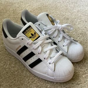 Adidas Superstar White Black Low Top Shoes Sneakers. NEW & UNUSED